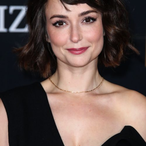 Milana Vayntrub